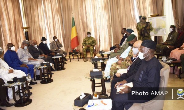 Le médiateur de la Cedeao à Bamako : des échanges en prélude au sommet d’Accra