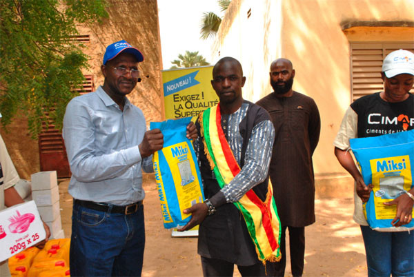 Amaldeme et déplacés internes du Centre Mabilé : L’action caritative de Cimaf Mali