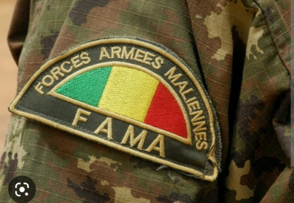 Mali : Halte à la vente d’uniformes militaires
