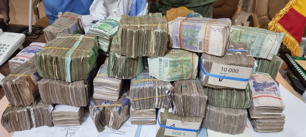 La douane saisit des billets de banque à Kadiana (Bougouni)